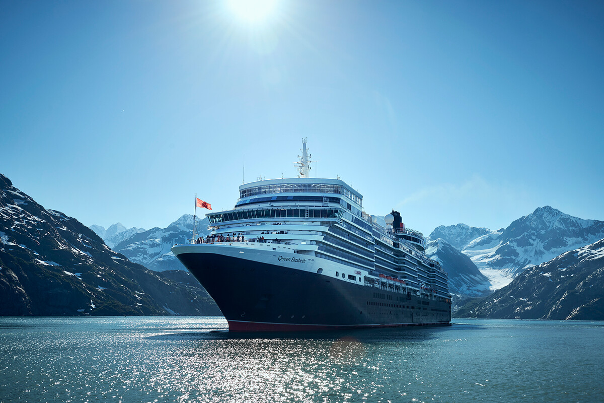White Star Service: Legendary Hospitality