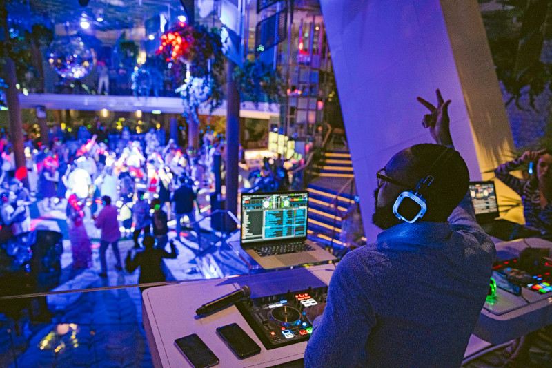 Beyond the Main Stage: Other Entertainment Worth Catching