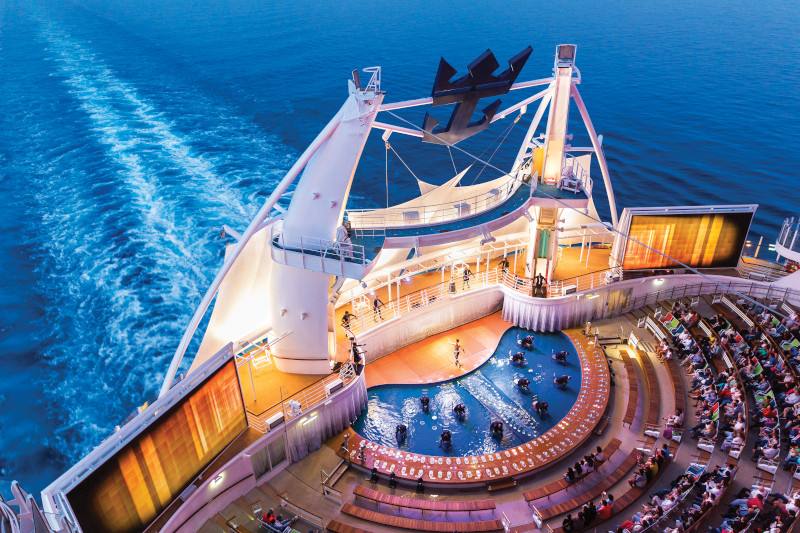 Show-Stopping Entertainment & Nightlife