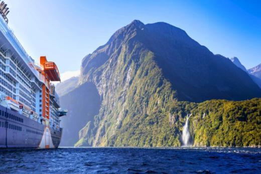A Guide to Booking Your Dream Cruise on a Budget