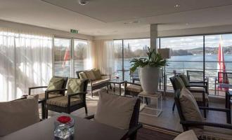 Club Lounge