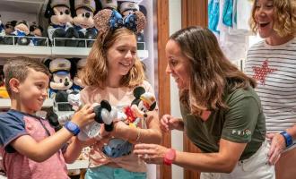 Mickey's Mainsail