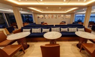 Bars & Lounges