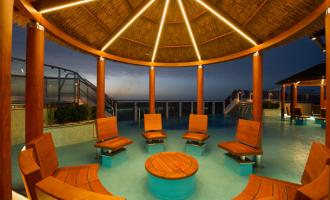 Bars & Lounges