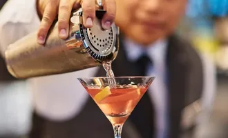 Bars & Lounges