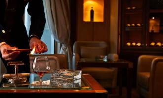 Bars & Lounges