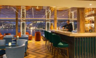 Lounge Bar