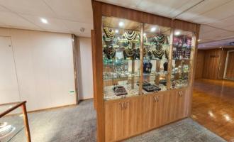 Shop