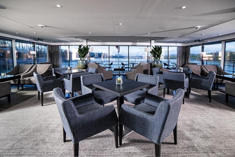 Avalon Waterways - Envision Club Lounge