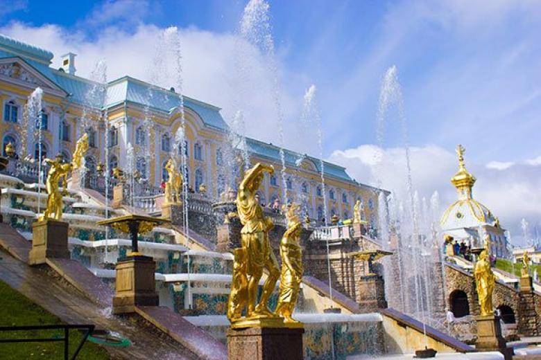 Summer Palace in Russia 