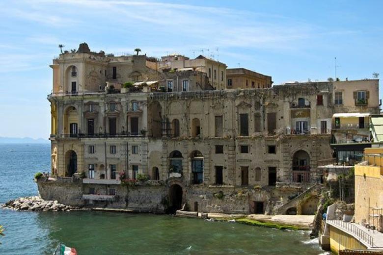 Villa Donn'Anna in Naples Italy 