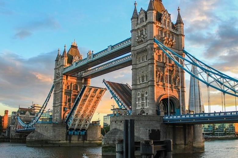 London Bridge