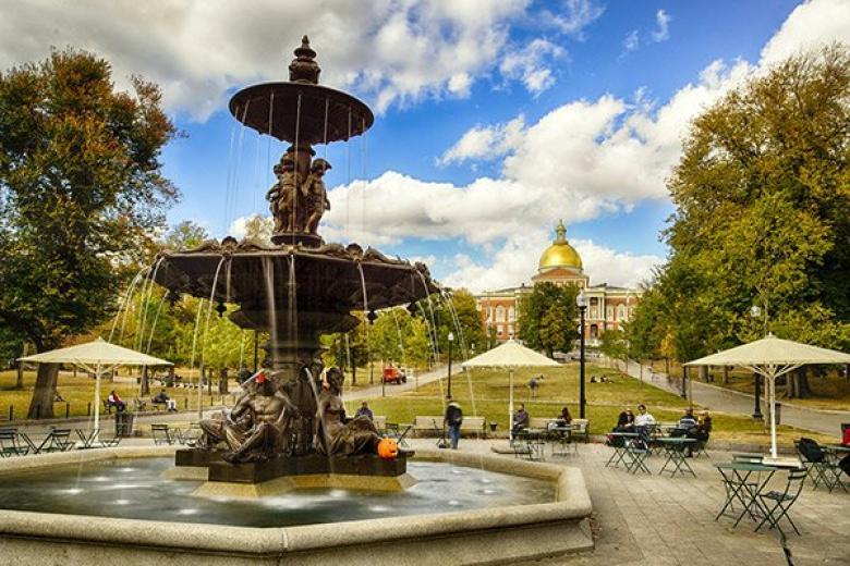 MASSACHUSETTS STATE HOUSE