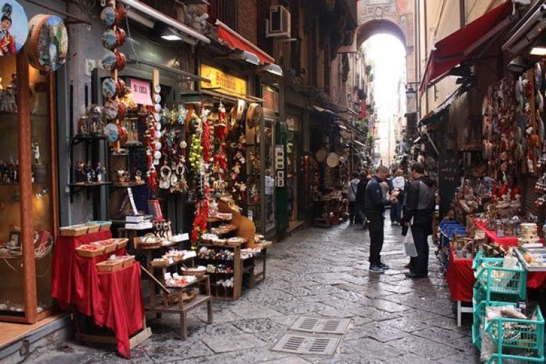 Naples Spaccanapoli