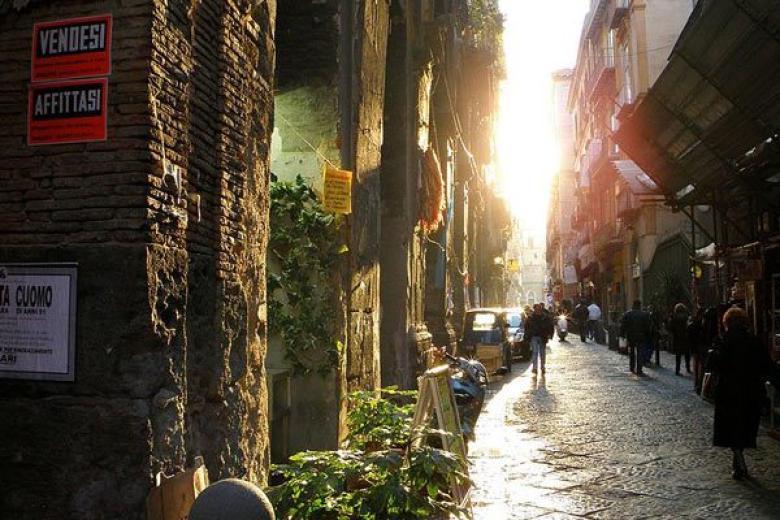Naples Tribunali