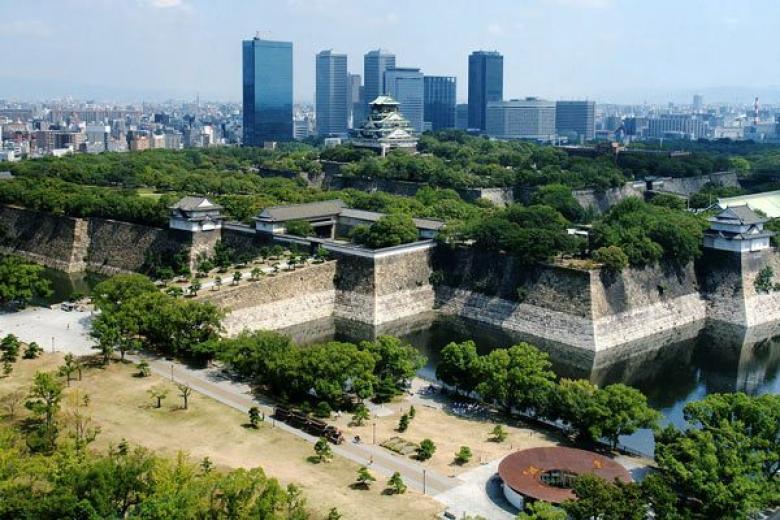 Osaka Castle 