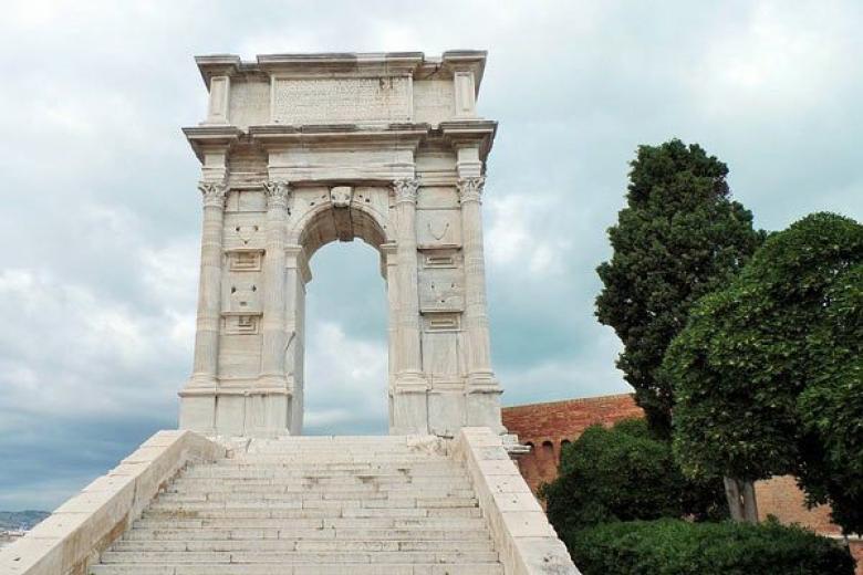 Arch of Trajan