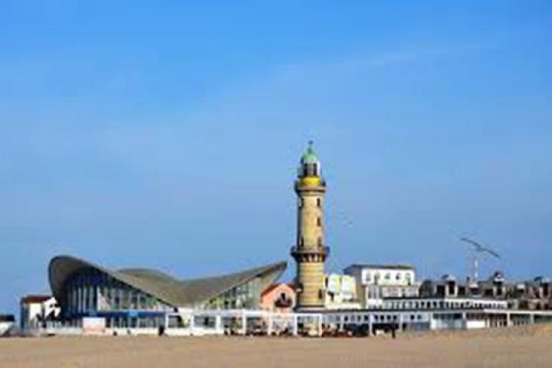 Teepott Lighthouse Seaside Resort