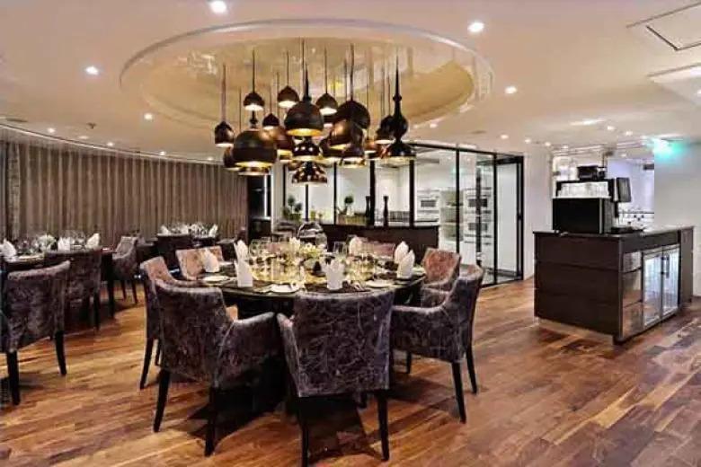 AmaWaterWays - Restaurant