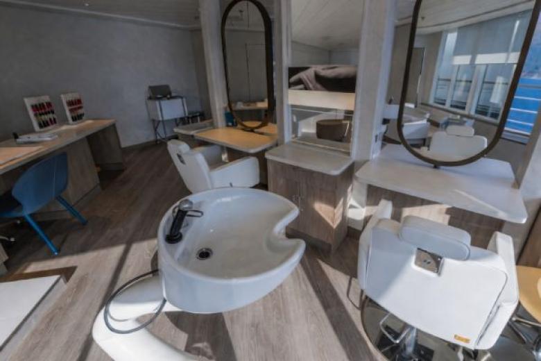 Crystal Life Saloon