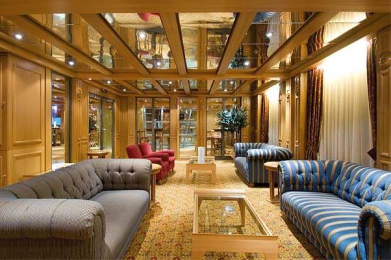 Cigar Bar