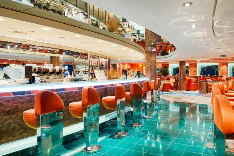 Crystal Lounge