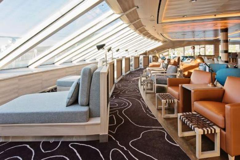 HX Expeditions - Explorer Lounge Bar