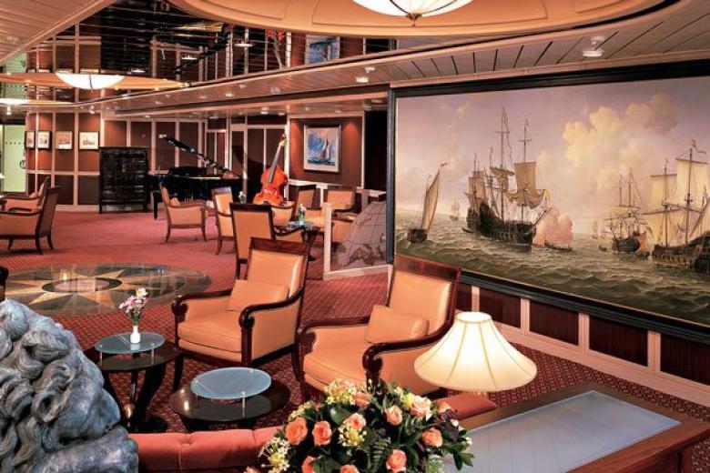 Explorers Lounge