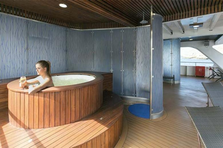 HX Expeditions - Hot Tub