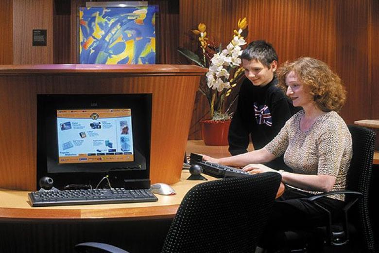 INternet Cafe