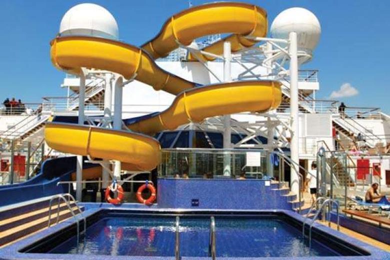 Oceania Pool