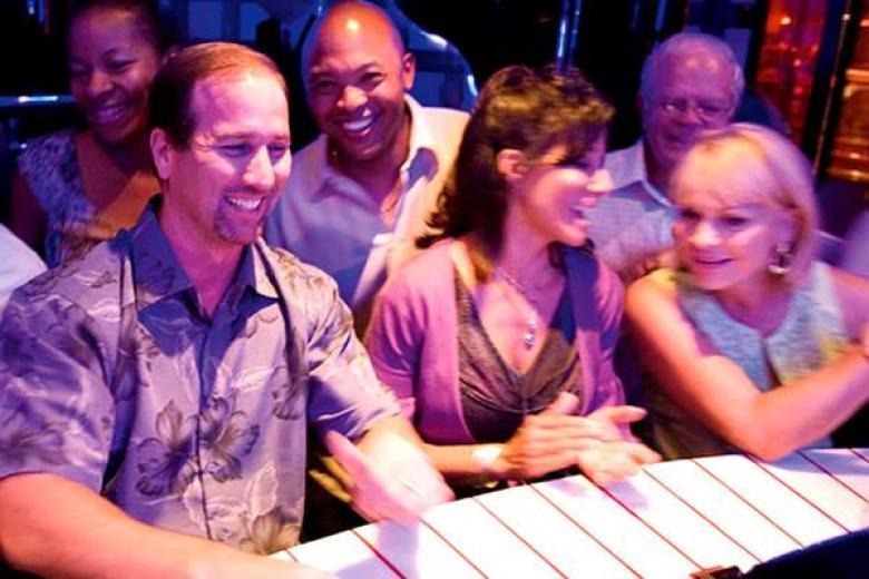 Piano Bar
