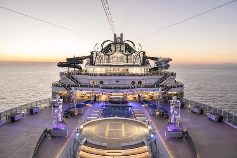 Pool Deck & Zipline