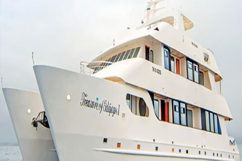 Avalon Waterways - Treasure of Galápagos