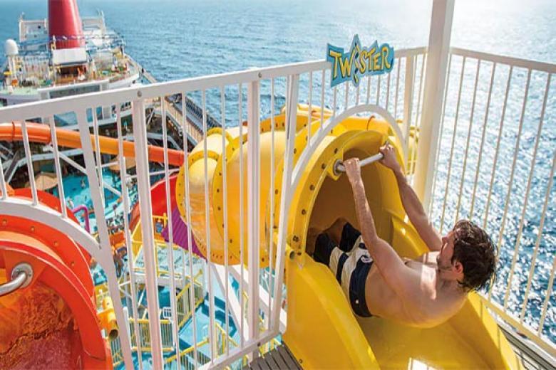 CARNIVAL CRUISES - WATERSLIDE