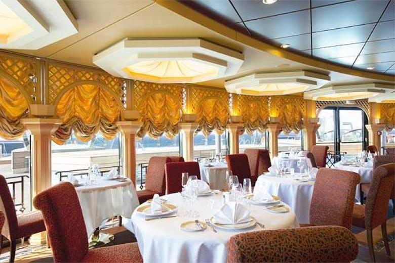 Yacht Club Restaurant